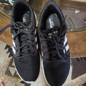 Adidas tennis  women shoes 7.5 excellent shape- Used couple times